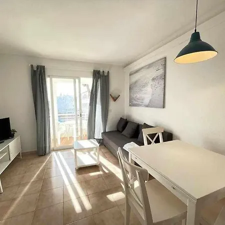 Pregonda Con Piscina Y Junto A Playa Cala'N Blanes (Menorca)